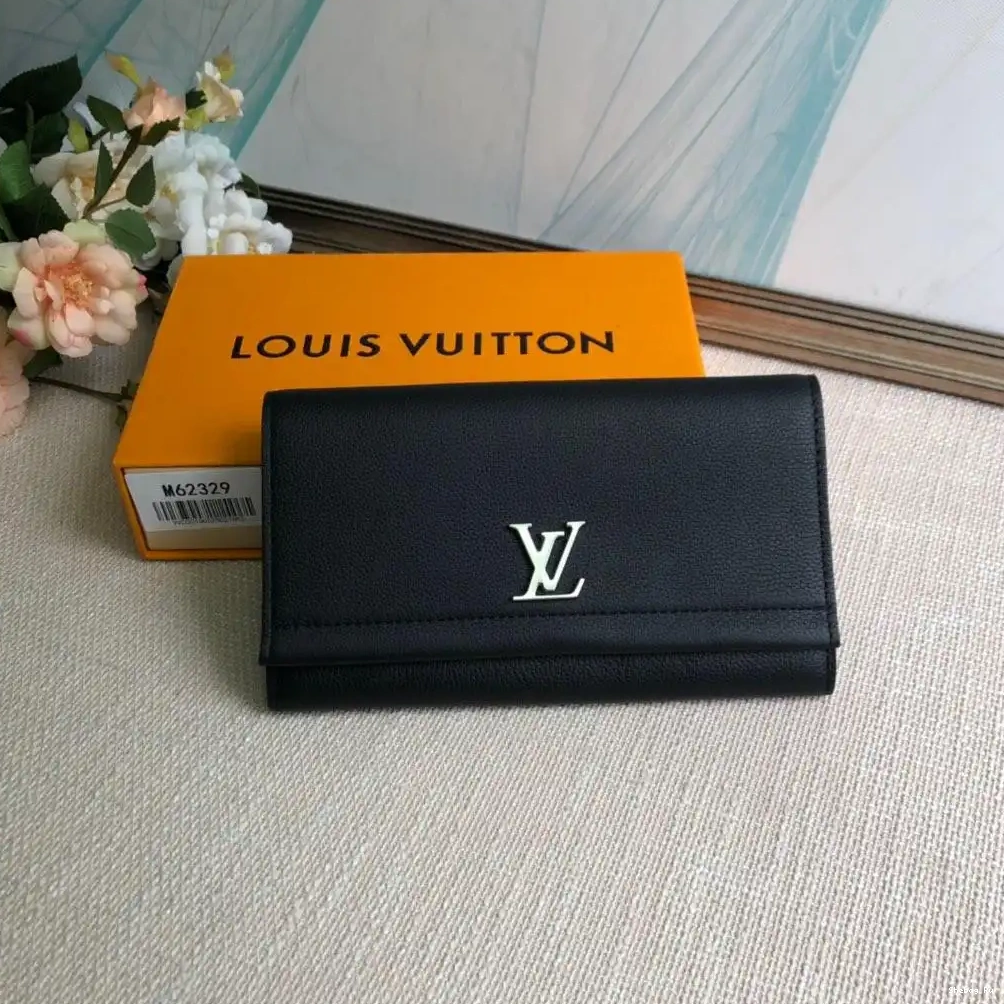LOCKME VUITTON WALLET LOUIS 0706